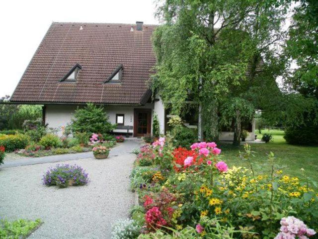 Gaestehaus Obsthof Gottenheim Exterior photo